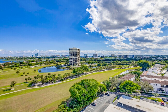 Building Photo - 2000 Presidential Way