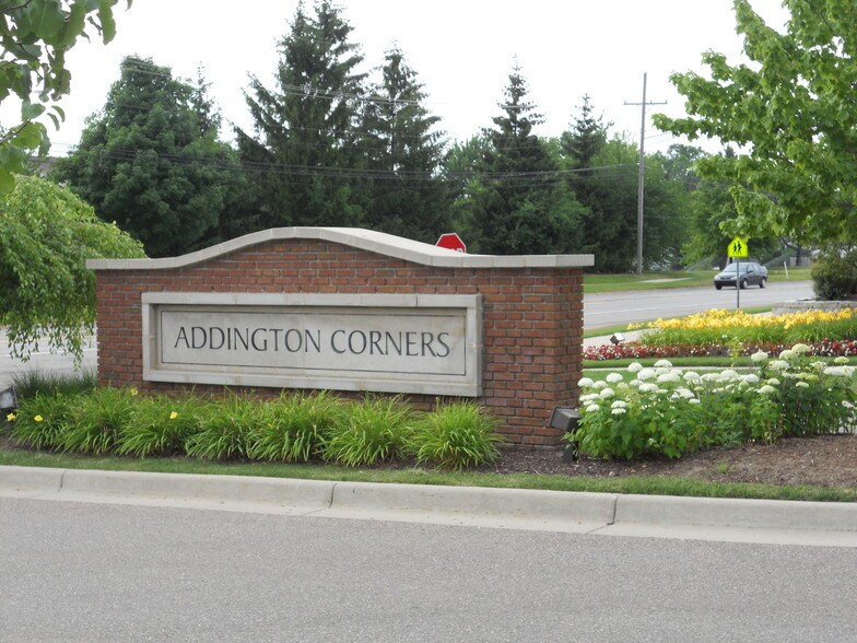 Building Photo - 8102 Addington Dr