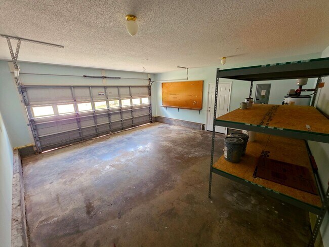 Building Photo - 3 BR 2 BA Beaver Creek