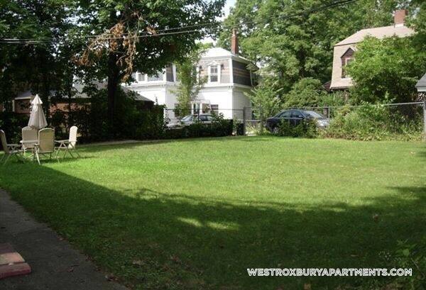 Building Photo - 48 Bellevue St