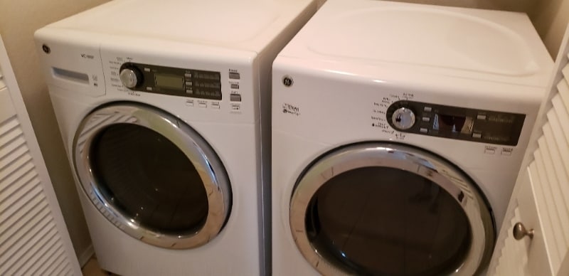 Building Photo - 1701 The Greens Way