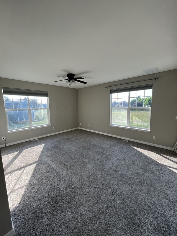 Building Photo - 1341 Colony Ct