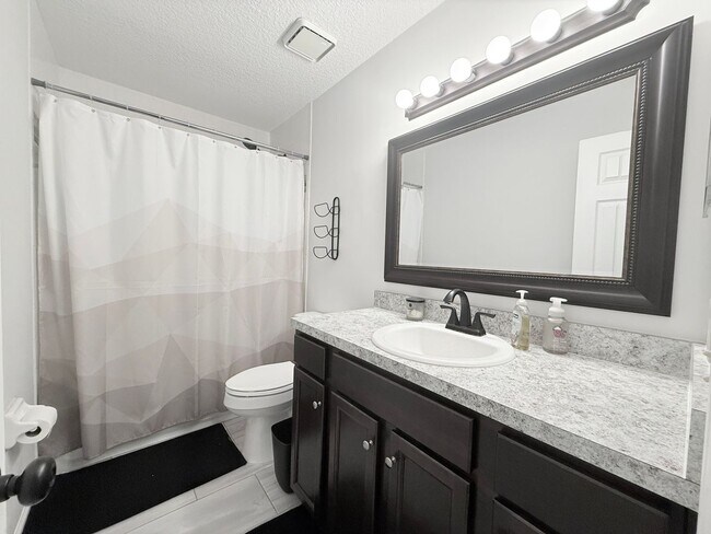 Building Photo - Peaceful Townhome in Fort Caroline with Fu...