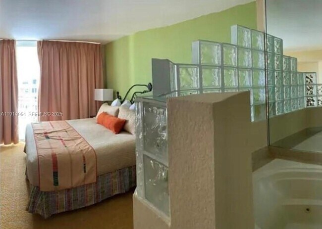 Building Photo - 16690 Blatt Blvd