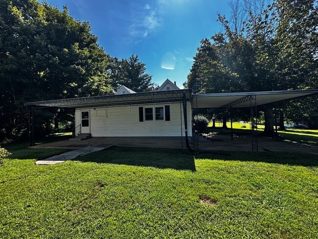 Building Photo - 6518 Hwy 49 E