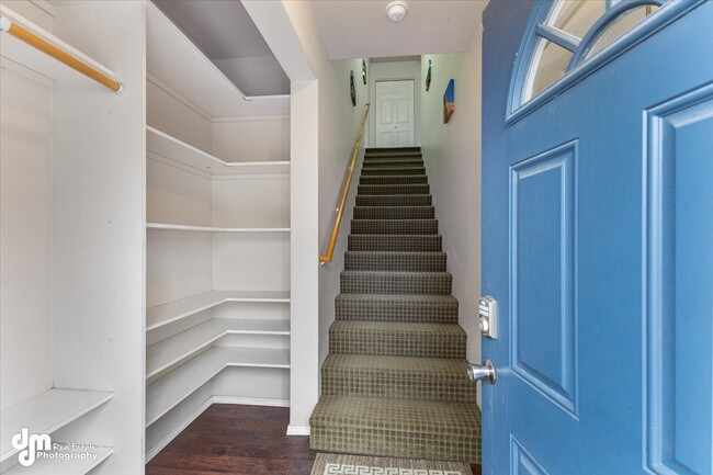 Building Photo - 4051 E Birch View Dr