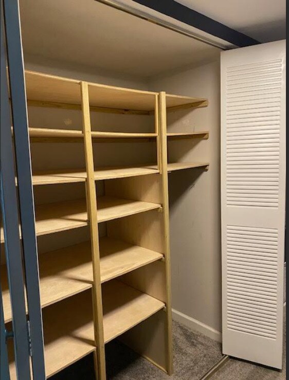 Building Photo - 6174 Knoll Ln Ct