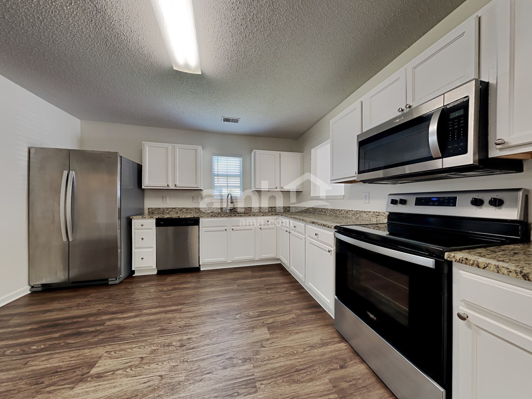 Building Photo - 119 Macallan Ct