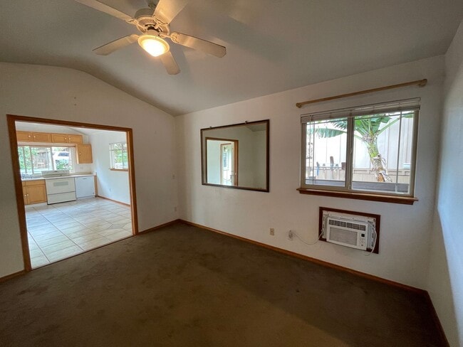 Building Photo - Haku Hale Ohana