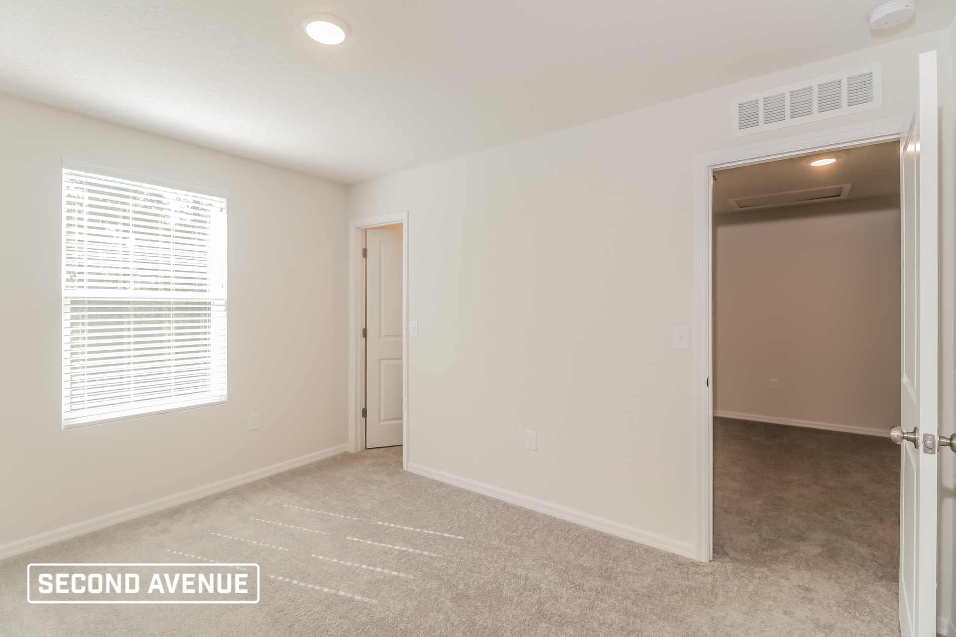 Building Photo - 9640 N Gaillardia Way