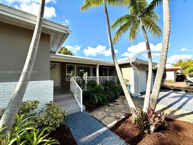 Building Photo - 1116 Biarritz Dr