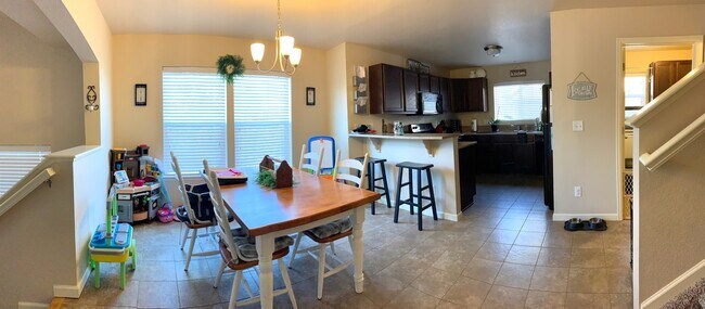 Building Photo - 1431 Rinker Way
