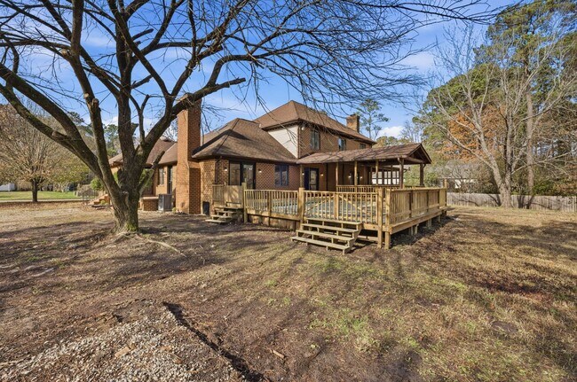 Building Photo - 9 Rhodelia Ln