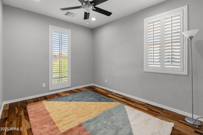 Building Photo - 3603 E Salter Dr