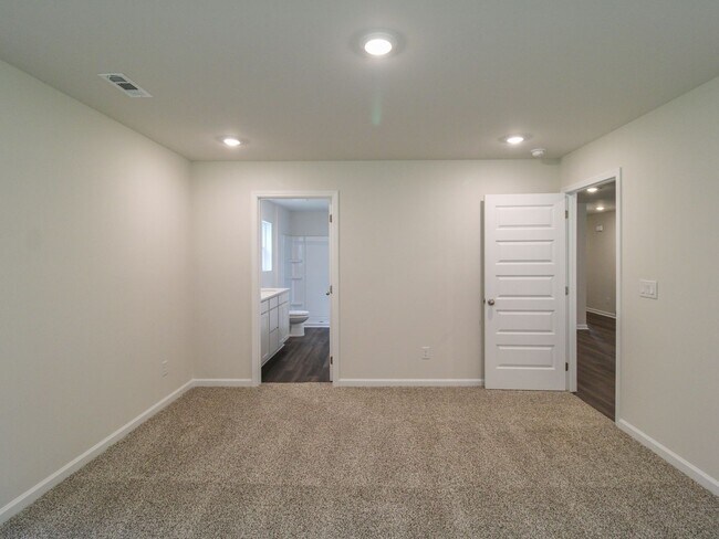 Building Photo - Brand-New Construction in Beautiful Sequoyah Cove – Owens Cross Roads!