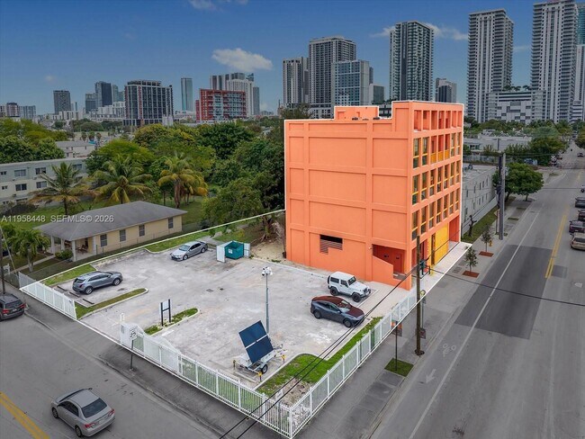 Building Photo - 123 NW 14th St