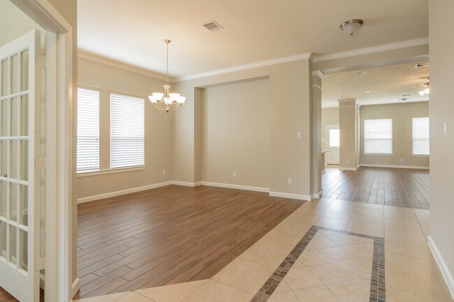 Building Photo - 3407 Sunlight Hill Ln