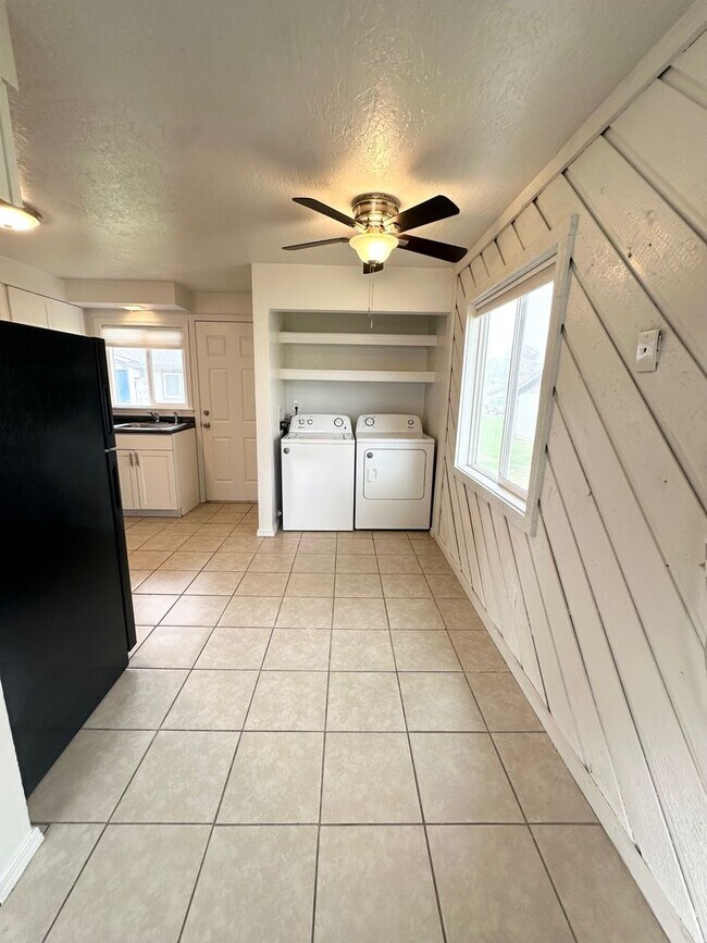 Building Photo - 207 N Indiana Ave