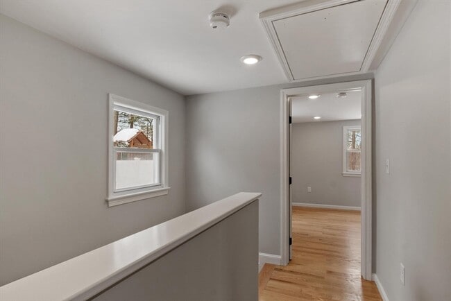 Building Photo - 31 Birch Rd