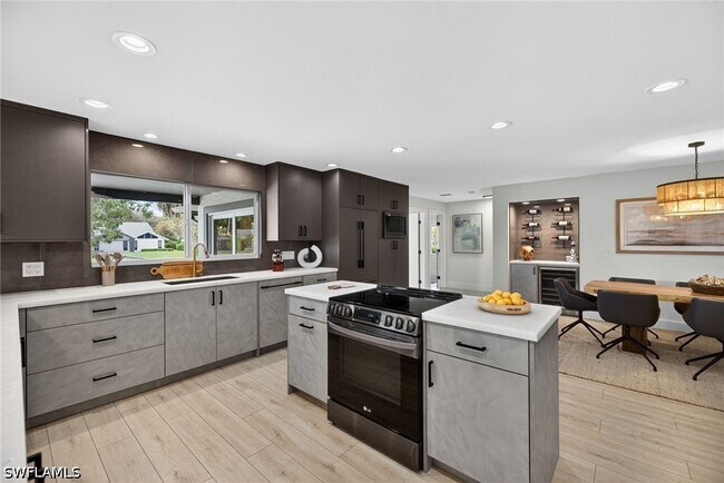 Building Photo - 2341 Mayfield Ct
