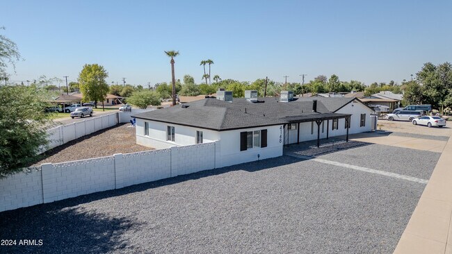 Building Photo - 4148 N Westview Dr