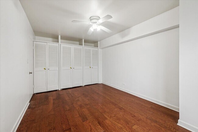 Building Photo - 4980 N Marine Dr