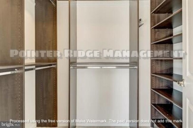 Building Photo - 900 Hall Station Dr