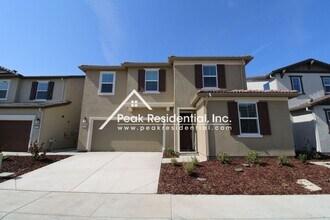 Building Photo - Brand New Rocklin 4bd/3ba House with 2 Car...
