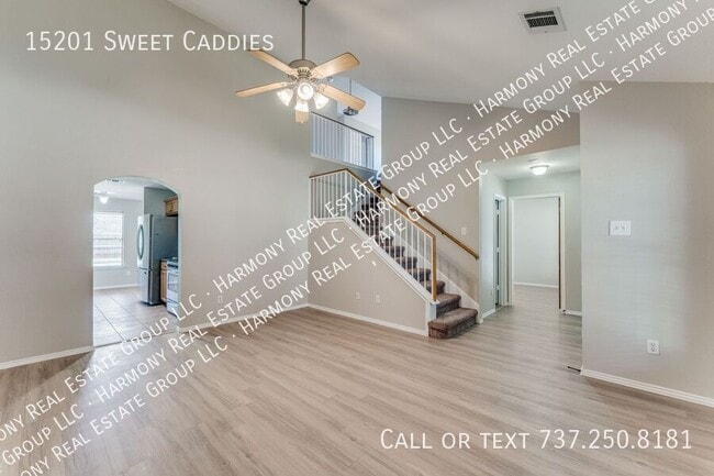 Building Photo - 15201 Sweet Caddies Dr