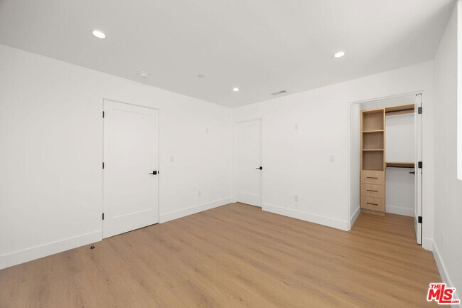 Building Photo - 6241 Banner Ave