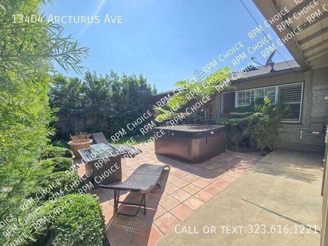 Building Photo - 13404 Arcturus Ave