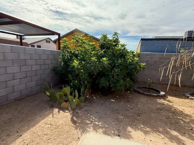 Building Photo - 173 Cecilia Torres Ct