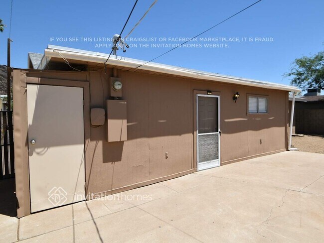 Building Photo - 8858 N 13th St