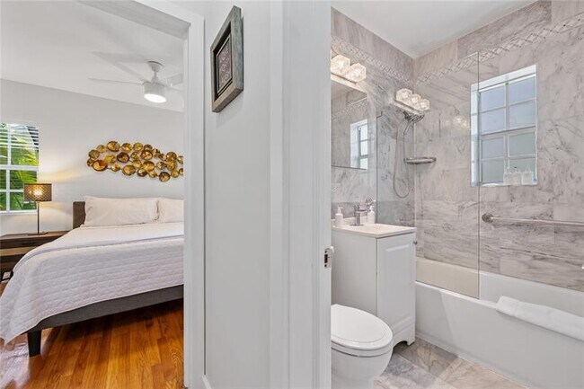 Primary Photo - 3015 Seville St