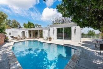 Building Photo - 5353 Shirley Ave