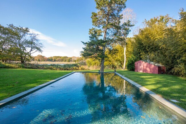 Building Photo - 69 Fresh Pond Rd