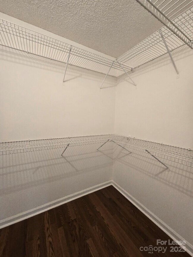 Building Photo - 3738 Sweetgrass Ln