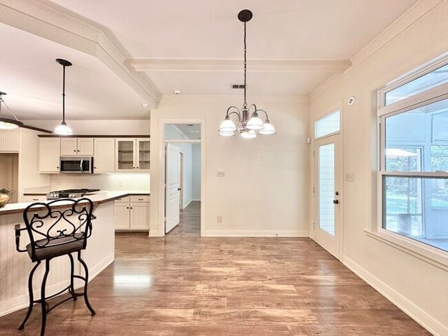 Building Photo - Coming Soon! Show Stopping Home in Flint!