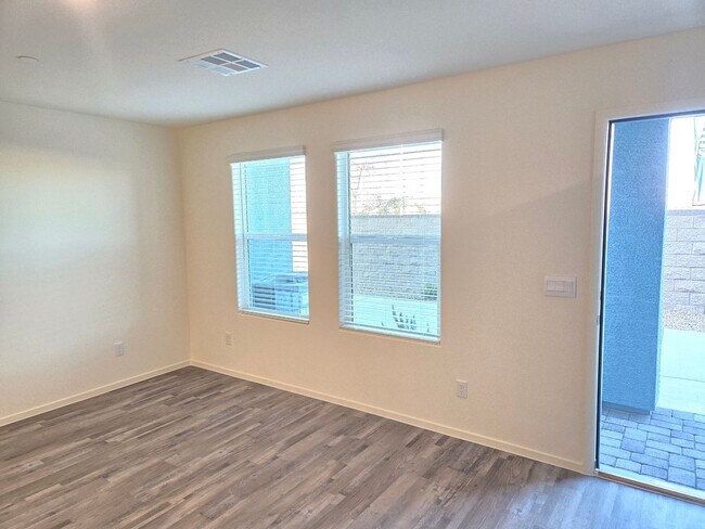 Building Photo - Kalea Trails Gated Cosmos Garden