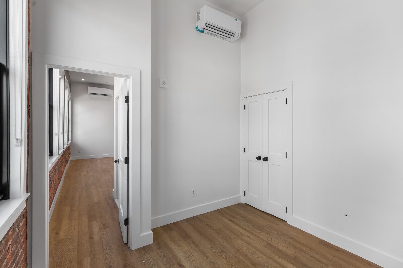 Building Photo - 101 Richmond St