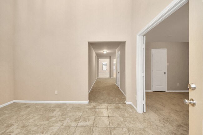 Building Photo - 9326 Limestone Ranch Ln