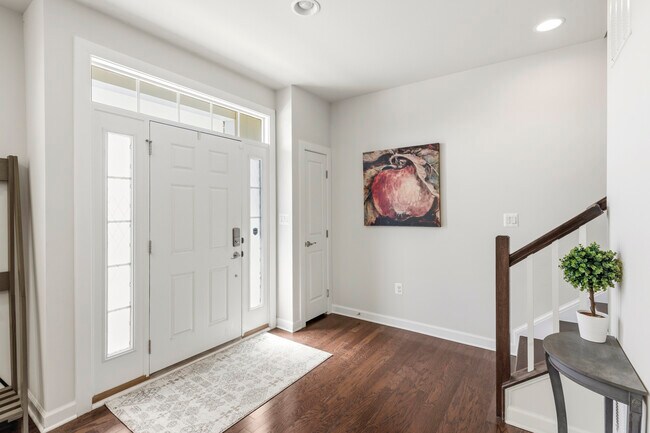 Building Photo - 5917 Glen Willow Wy