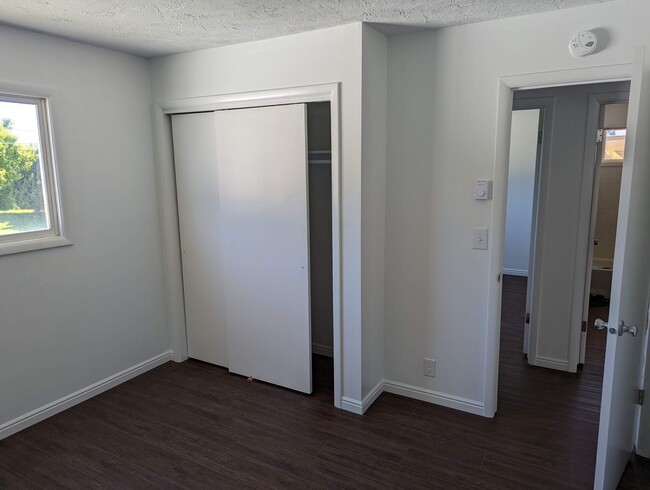 Building Photo - Charming 3 bedroom 1 bath home in Rexburg!