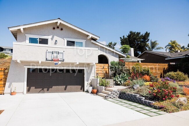 Building Photo - Beautifully Upgraded 3 Bed / 2 Bath Home –...