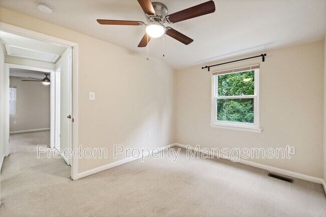 Building Photo - 5256 Sudberry Ln