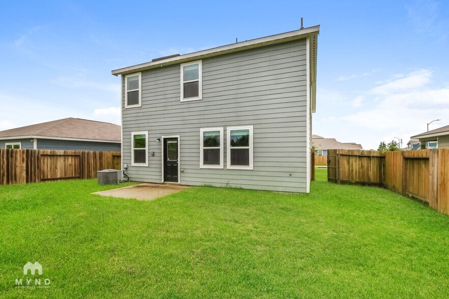 Building Photo - 5819 Littoral Rd