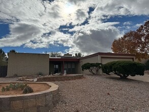 Building Photo - 3BR/2BA/2CG, 1514 sq.ft. rental in Sierra Vista, AZ