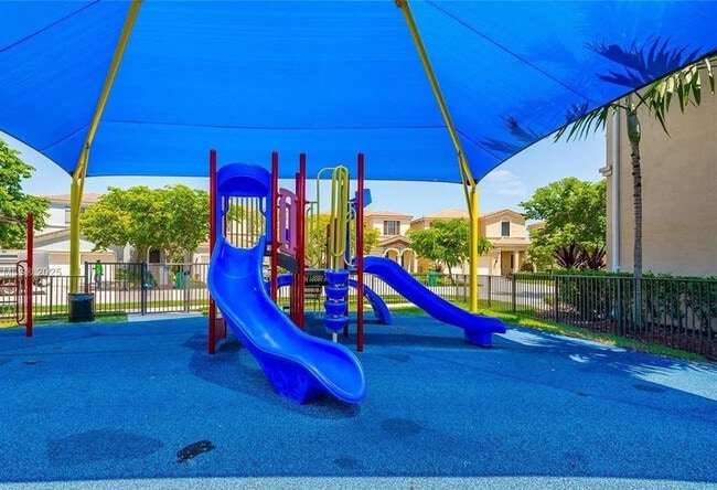 Building Photo - 19117 NE 8th Ct