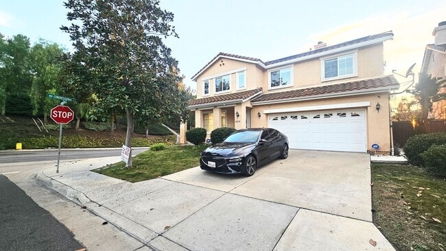 Building Photo - Pool House - Temeku Hills Community- Master Retreat and additional Master Bedroom