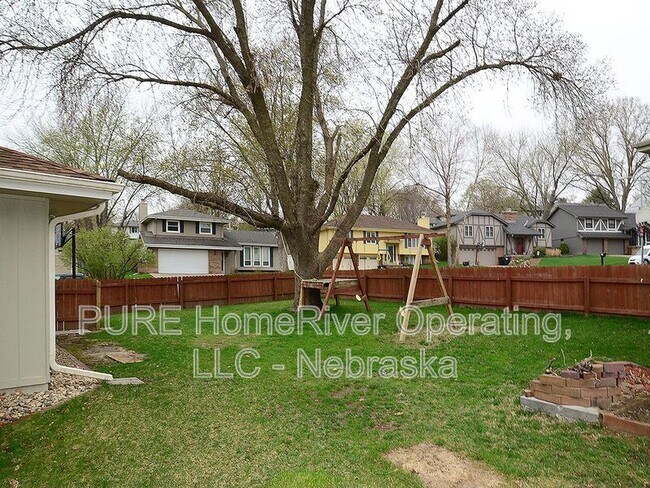 Building Photo - 2121 S 163rd Cir